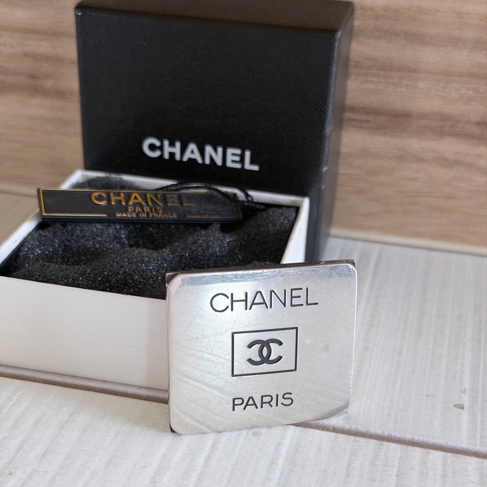 Vintage Chanel Silver 96P Square Brooch - Picture 3 of 6